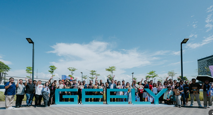 Gerakan Komunitas Pengguna Geely.png