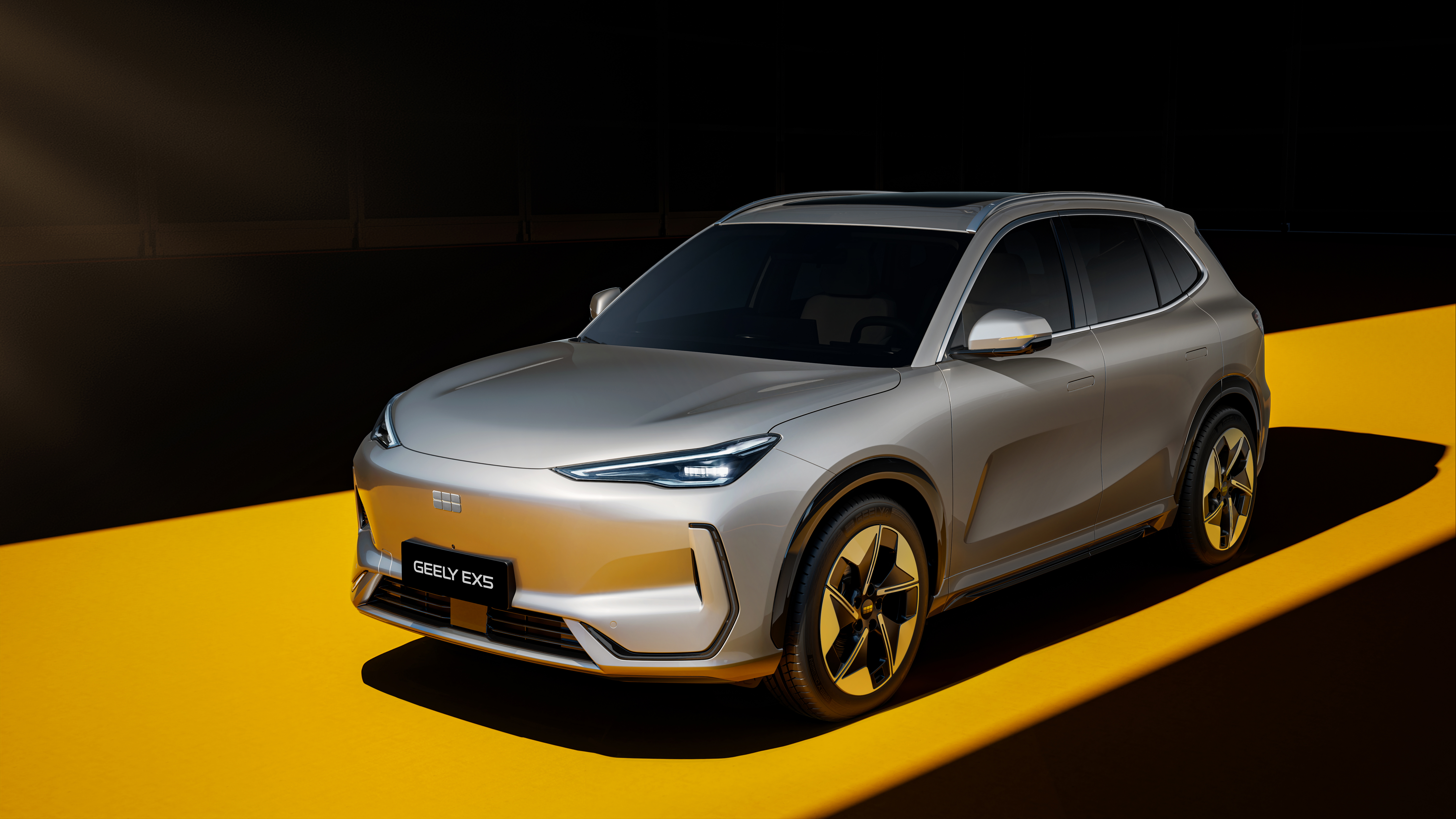 Perbedaan Mobil Listrik dan Hybrid: Mana yang Lebih Hemat dan Ramah Lingkungan?
