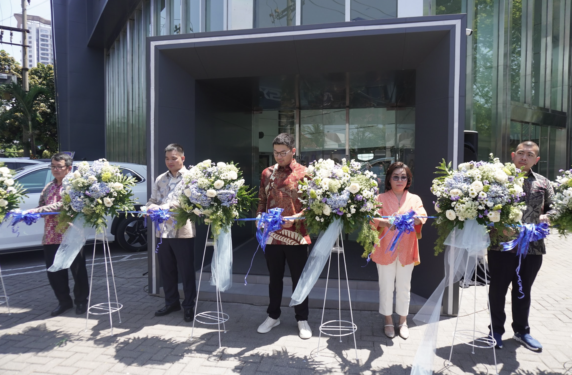 Diler Geely Ambara Surabaya